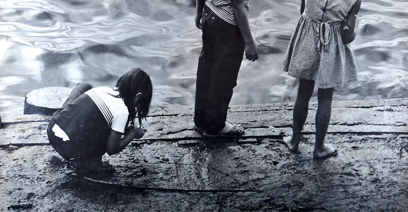 File:Three at waters edge.jpg