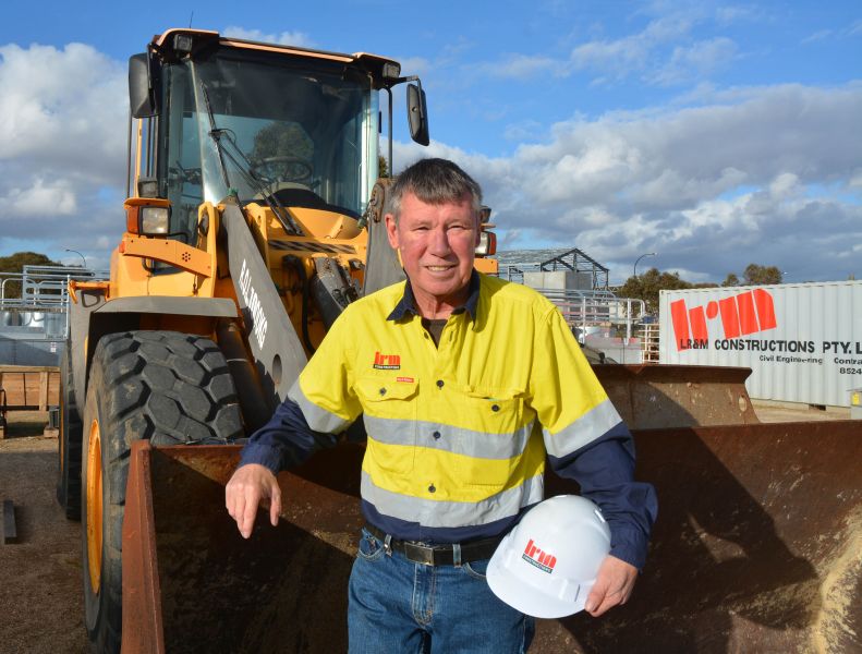 File:Rob Chamberlain LR&M.jpg