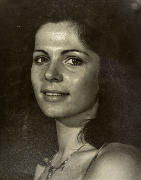 File:Young Woman 1.jpg