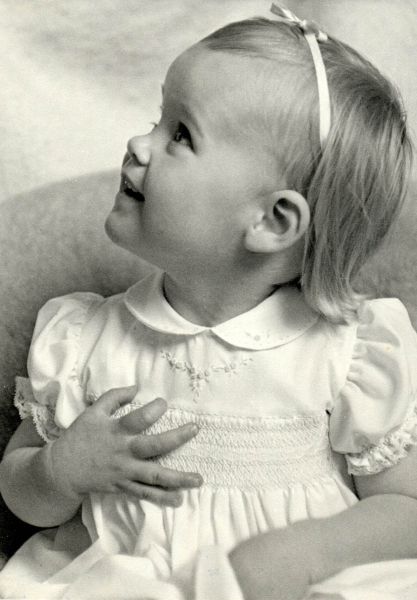 File:Unknown baby girl (10).jpg