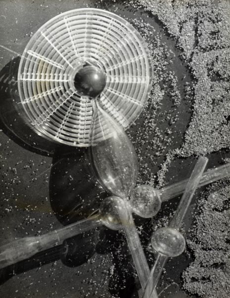 File:Glass pipe art.jpg